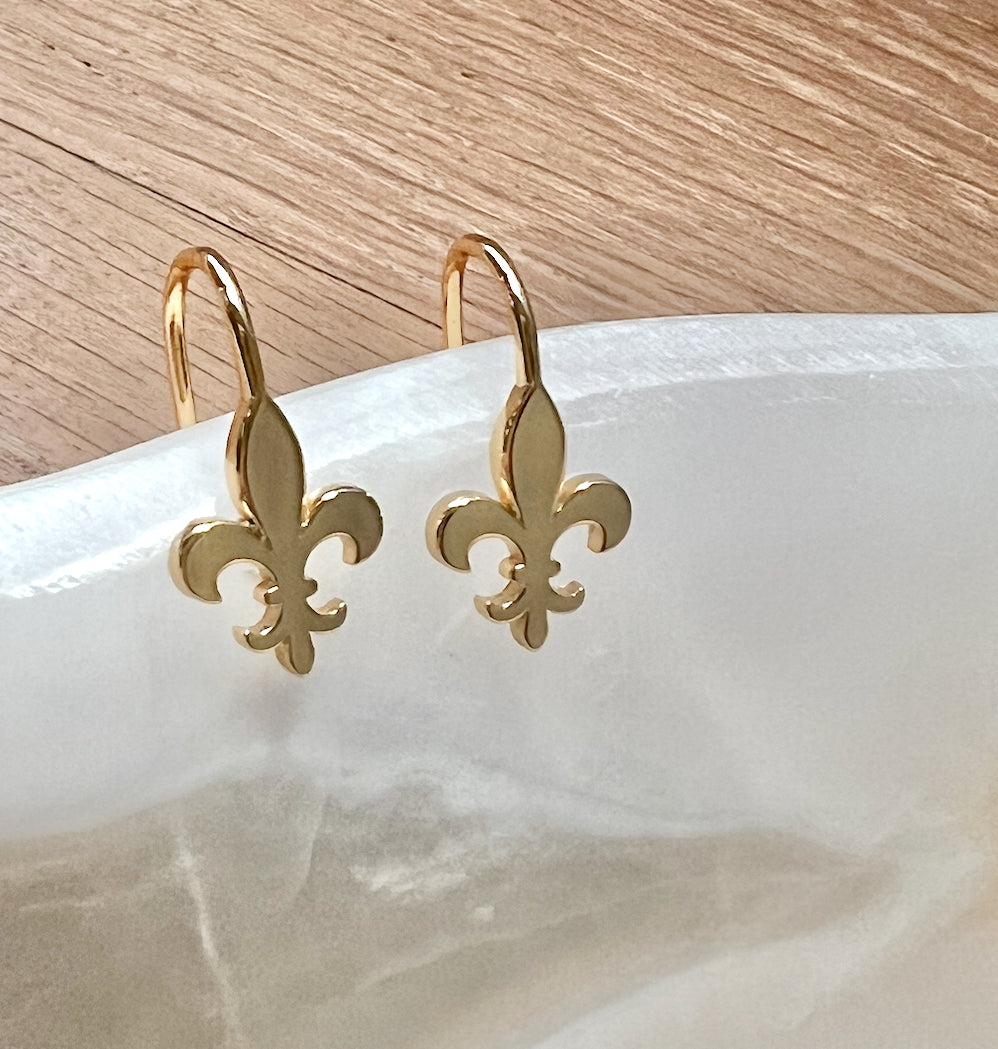 Fleur-de-lis hook earrings