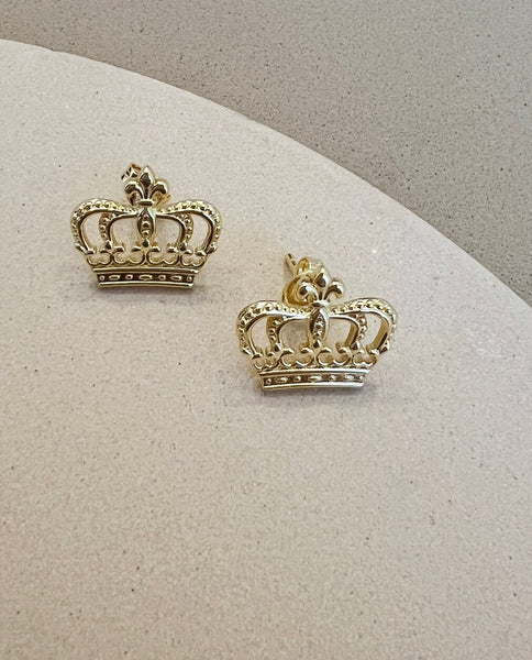 King Crown post earrings