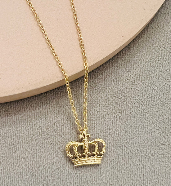 King Crown necklace
