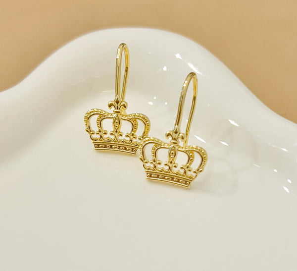 King hook earrings
