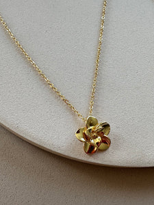 Magnolia necklace